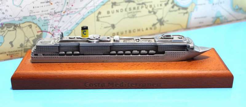 Kreuzfahrtschiff "Costa Mediterranea" Spirit-Klasse (1 St.)  IT 2003 in ca. 1:1400